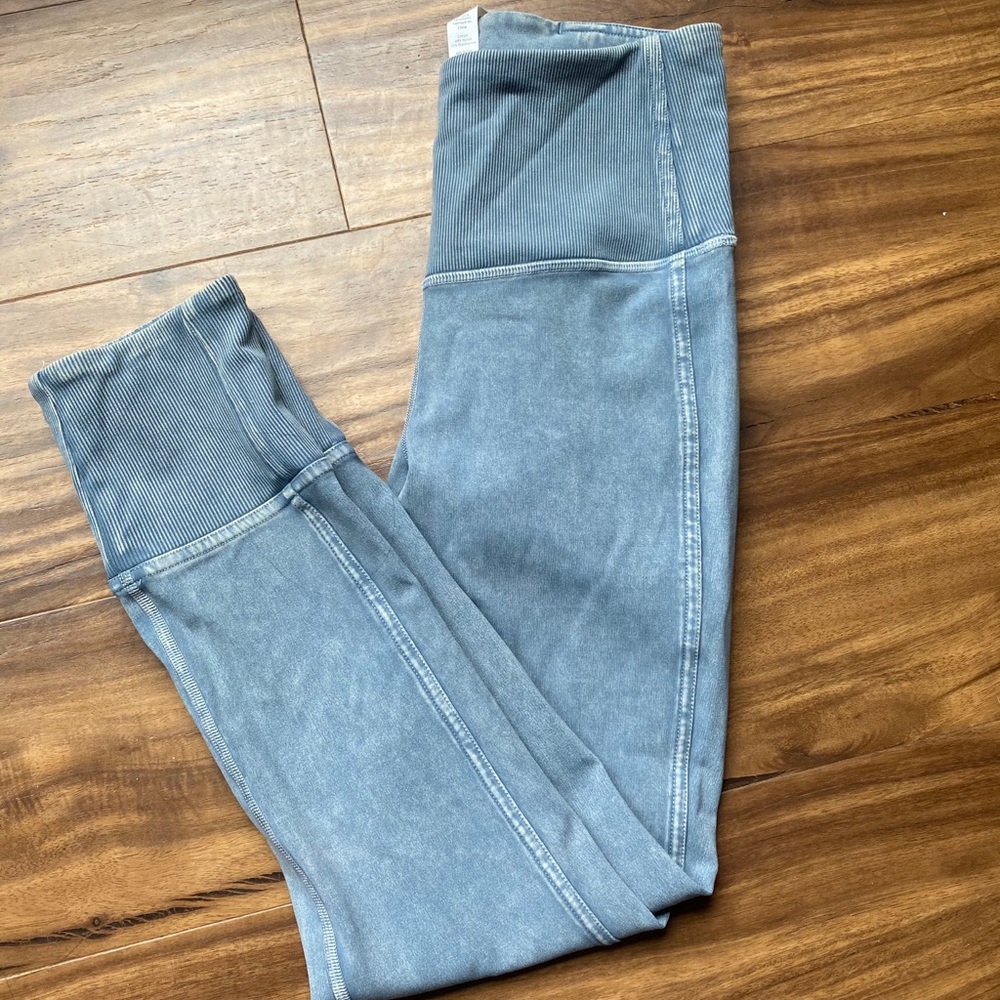 Lululemon cropped leggings